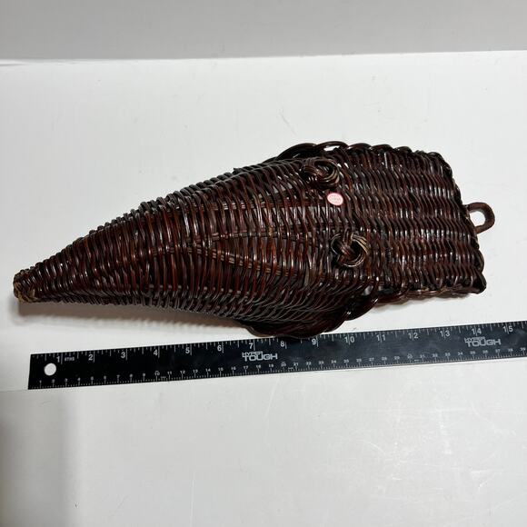 wicker rattan cornucopia wall pocket hang basket horn of plenty rustic woven - Picture 7 of 16